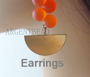 อะไหล่ต่างหูและจี้ต่างๆ